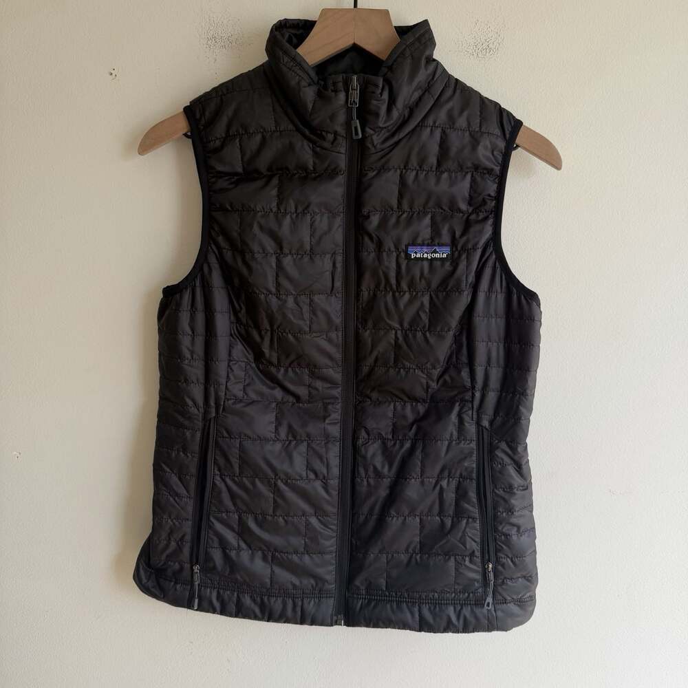 Patagonia Women’s Nano Puff Vest Size S Black Outdoor LOGO Hiking Layer Full Zip
